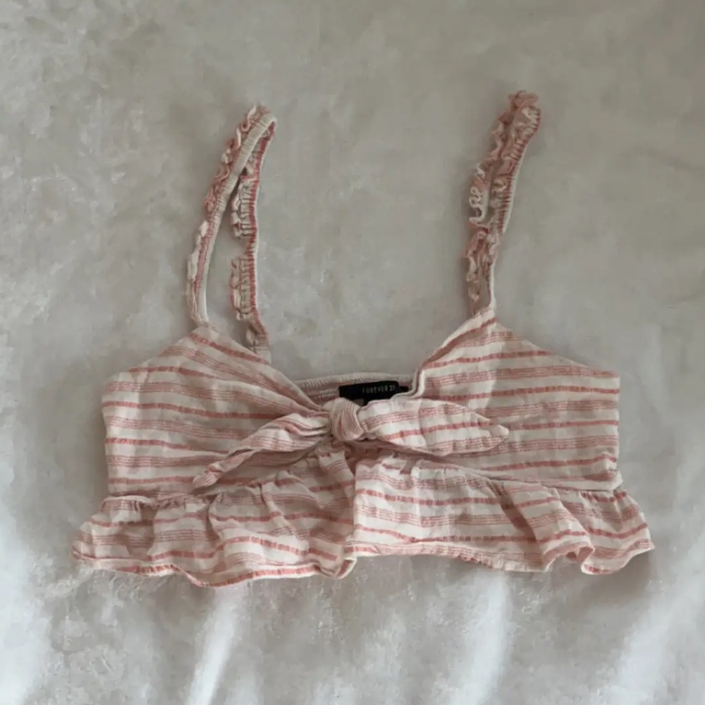SP Forever 21 cropped top.